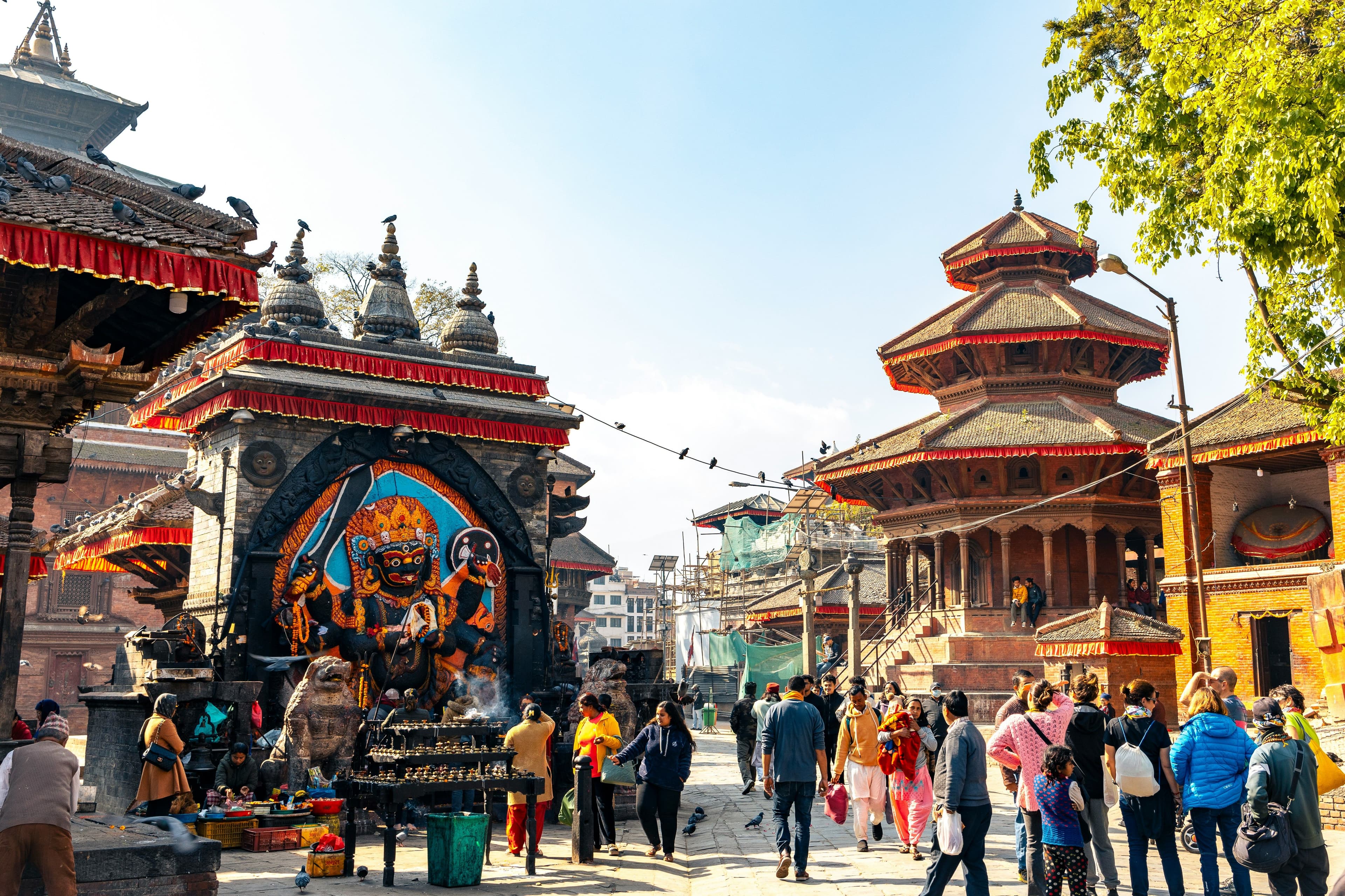 From Kathmandu to Pairo – First steps in the Himalayas